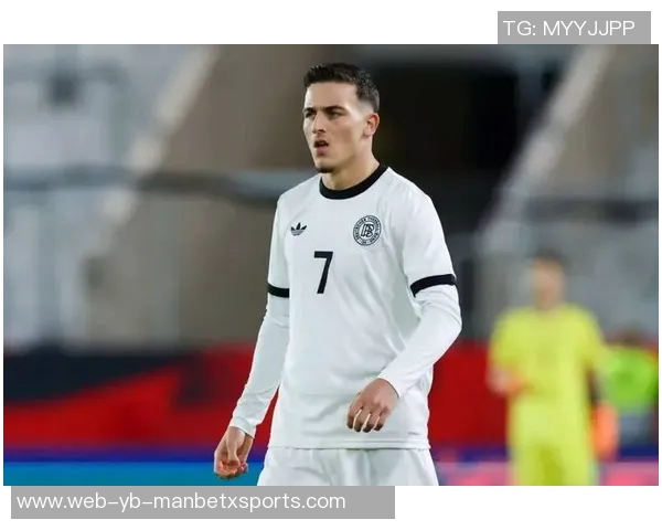 鲁尼批评斯洛特将索博安排在右后卫位置阿莫林若如此必遭严厉指责